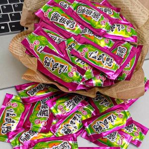 Spicy Hand-Torn Duck Snack Shunhua Hunan Specialty Crispy Braised Duck Meat Delicious Halal Certified Snacks from China