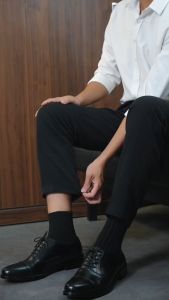 Tất nam công sở cổ cao Mr.Socks màu đen họa tiết gân chìm vớ nam cổ cao đi giày chất liệu cotton cao cấp thoáng khí - TAYGANCHIM-DEN