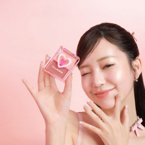 nukka | Highlighting Blush Palette Face & Eye Brightening Moisturizing