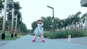 Childrens single flash set roller skates full set of male and female student roller skates adult roller skates adjustable skates gift gifts high-quality PP+sponge+aluminum alloy material