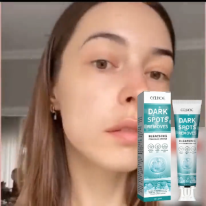 EELHOE Whitening & Spot Fading Cream ครีมฟื้นฟูผิวขาวและลดเลือนจุดด่างดำ ช่วยให้ผิวชุ่มชื้นและดูสดใส ปรับสภาพผิวให้เรียบเนียนขึ้น และช่วยลดการเกิดสิวเพื่อผิวที่ดูสุขภาพดีและนุ่มนวล