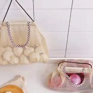 ถุงใส่หอมกระเทียม ถูกตาข่ายใส่หอมกระเทียม แบบแขวนอุปกรณ์สําหรับครัว สินค้าในไทย - ราคาเสริมสวยและมีการติดตามสถานการณ์