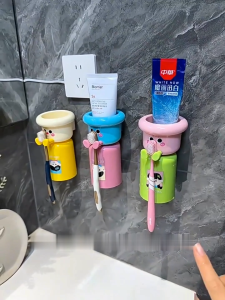 AI-C1337 Magnetic Toothbrush Holder Set Cangkir / Tempat Sikat Gigi Tempel Magnet Karakter Anak Lucu