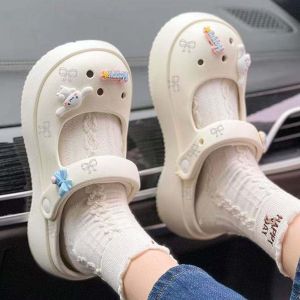 รองเท้าแตะ EVA ทรง Mary Jane สำหรับผู้หญิง รองเท้าแตะส้นแบนแบบสวม สไตล์ลำลอง ฤดูร้อน 2025 รองเท้าแตะชายหาดแบบมีหัว