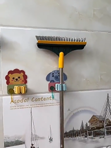 แปรงขัดพื้น 2 in 1 แปรงขัดพื้นห้องน้ำ แปรงขัดพื้นช่องว่าง แปรงขัดพื้นยาว พร้อมที่รีดน้ำในตัว ด้ามยาวแข็งแรงทนทาน ขนแปรงแข็งแรง