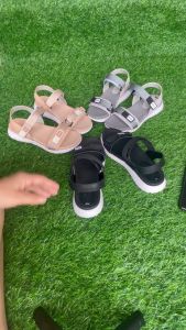 Xăng đan nữ học sinh Trường Hải 3 màu đế ếm nhẹ SD150