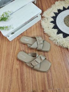 Erlie sandal / sandal flat / sandal non slip