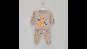 Stelan Sweater Fleece Bayi Usia 3-12 Bulan Motif Geraf The Animal Model Tangan Panjang Full Printing