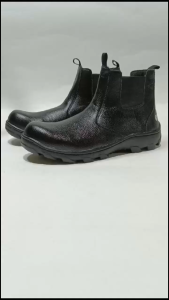 Sepatu Safety Pria Boots Slop Original Safety Shoes Ujung Besi Baja Septi Savety Cowok Sepatu Lapangan proyek premium synthetic