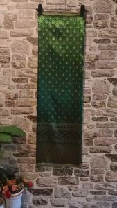 108.ผ้าฝ้าย ผ้าทอทั้งผืน ลายยกดอกลำพูน สีเขียวขจี