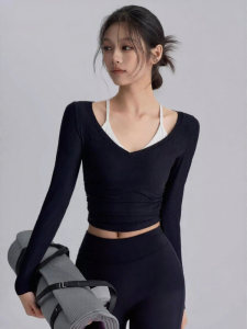 FITNESSGIRL | Padded Womens Fitness Shirt Two-Piece Look