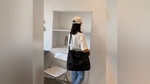 Business Trip Short-Distance Travel Bag: A Fashionable Large Capacity Tote for Women