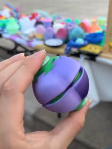 Superhero Press & Spin Fidget Ball Toy Transformable Spinner Ball with High-Speed Rotation Stress Relief Sensory Toy for Kids Finger Dexterity Training Gift For Friends