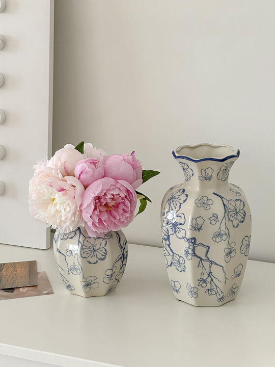 Chinese-Style%20Blue%20and%20White%20Porcelain%20Flower%20Vase%20-%20Image%202