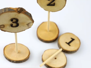 Wooden Table Numbers Durable Holder Base Wedding Decor For Banquet Hall Restaurant Use