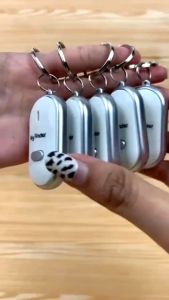 Gantungan Kunci Bunyi Key Finder Anti Hilang Nyala Senter LED Alarm Kunci Serbaguna Unik Siul Bunyi