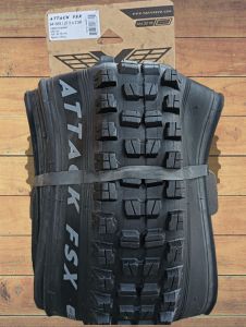 VEE TIRE CO ATTACK FSX GXE CORE 29/27.5X2.50