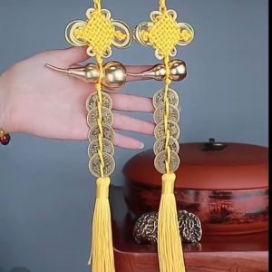 铜钱挂件 開光加持正品 🔥最低价🔥 中国结黄绳铜葫芦五帝钱挂件 招财 五帝钱 化解门对门钱招财化煞转运铜钱镇宅化煞辟邪 FENG SHUI 风水 朱砂 山鬼花钱 開光招财 铜钱 中国结 乾隆-聚宝盆 元宝 神料