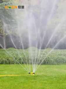 PUCUK Sprinkler Kincir Alat Penyiram siram Tanaman taman rumput Otomatis berputar 360 Derajat LY-3
