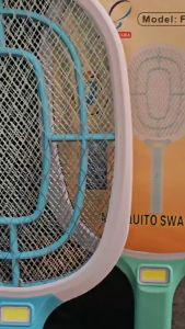 ไม้ตียุง ที่ตียุง ไม้ช็อตยุง ไม้ตียุง ไม้ช็อตยุง 866/8128 ปลั๊กชาร์จในตัว เสียบไฟบ้านได้ เก็บแบต ทรงสวย เลือกสีได้ มีไฟ ตียุง เครื่องดักยุง ของใช้ในบ้าน ไม้ตียุง