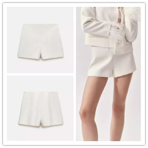 กางเกงขาสั้นทรงตรงเอวสูงสีขาวแฟชั่นฤดูใบไม้ผลิและฤดูร้อนใหม่ กางเกงขายาวทรงตรงทรงตรง TRAF ทรงเข้ารูป
