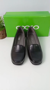 [ส่งเร็วพิเศษ!] 8am รองเท้าคัทชู รองเท้าใส่ทำงาน รองเท้านักเรียน ทรงหัวมน  ส้นสูง1.5นิ้ว วัสดุหนังพียู ส้นพียู ใส่สบาย พื้นนิ่ม น้ำหนักเบา X66089