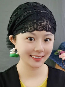 หมวกผ้าปักลายดอกไม้ระบายอากาศได้ดี ทรงสี่เหลี่ยม สไตล์วัยรุ่น ฤดูใบไม้ผลิ ฤดูร้อน ฤดูใบไม้ร่วง ฤดูหนาว สำหรับผู้หญิง วัสดุโพลีเอสเตอร์