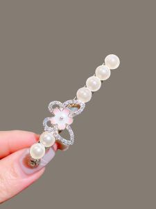 Elegant Butterfly Flower Pearl Side Duckbill Hair Clip Womens New Style Hairpin Simple Hair Card Bangs Clamp Korean Style