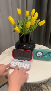 (2สี) มินิเปียโนอิเล็กทรอนิกส์ 7 โหมด ปรับเสียงได้ เกมจังหวะดนตรี ของเล่นเสริมทักษะเด็ก เปียโนพกพาสำหรับเด็ก