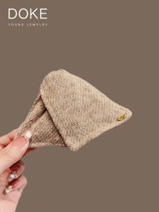 French Cotton Linen Knitted Triangle Hair Claw Womens Large Size Back of Head Volumizing Shark Clip Headwear Retro Style