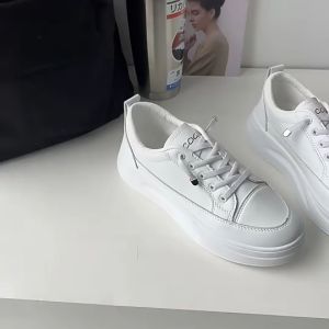 Sneakers Putih Wanita Korean Style Terbaru Sepatu Cewek Korea Putih Elegan untuk Jalan Jalan Empuk