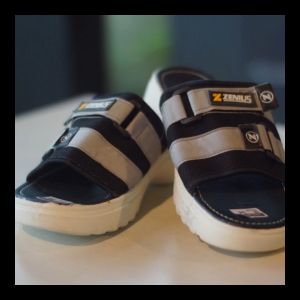 Sandal Wanita - Sandal Slop Wanita Kekinian - Model Simple Nyaman Dipakai Cocok untuk Santai