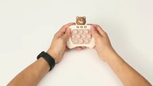 Puzzle toys for kids Music pop it toys electronic Pop it Quick Push Bubbles Games Toy for Kids Boys and Girls Adult Anti Stress Toys Educational Toy for Children