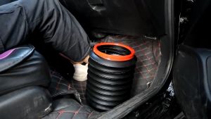 ถังขยะในรถ ถังอเนกประสงค์ ประหยัดพื้นที่ ดํา-แดง ยืดหด พับเก็บได้้