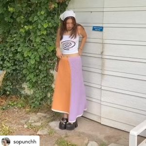 CUPPA - MACARON Long skirt (3 สี) กระโปรงถักไหมพรม ทรงยาว ปลายกระโปรงบาน สีทูโทน สลับใส่ได้ 2 ด้าน หน้า-หลัง