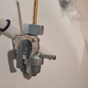 ก็อกน้ำมัน LS125/NSR