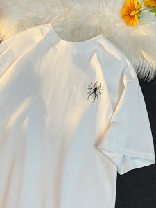 เสื้อยืดแขนสั้น Heavyweight Pure ผ้าฝ้าย Spider งานปัก หลวม Fit สไตล์วัยรุ่นสวมใส่ได้ทุกวัน ฤดูร้อน แฟชั่นสำหรับผู้ชาย