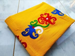 BAJU SET(BLUSE DAN ROK) TENUN MOTIF CUMI KALIMANTAN