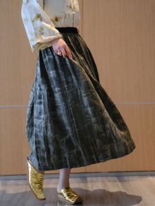 Mallin Spring New Heavyweight Linen Wool Mulberry Silk Mountain Pattern Embroidery Texture Color Twist Pleated Elastic Waist Mini Skirt