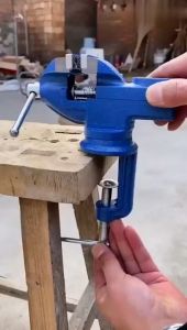 Heavy Duty Multifunctional Bench Screw Household Workbench Pliers Flat Mouth 360° Universal Fixture