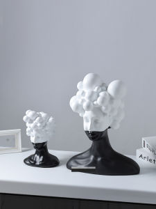 งานฝีมือเรซินสีดำและสีขาว สร้างสรรค์ โมเดลตุ๊กตาผู้หญิง ตกแต่งบ้าน โรงแรม สโมสร วัสดุเรซิน ขนาดเล็ก 10x10x30cm