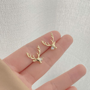 Exaggerated Silver Needle Earrings Fashionable Small Pure Silver Female Style Jewelry Lightweight Hanging Drop Studs for Women