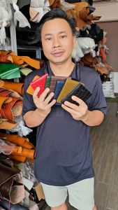 Ví da nam dập vân màu xanh lá (Không để được giấy tờ cũ) - Bảo hành 5 năm - B08