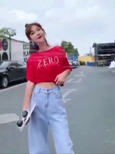 กางเกงขากว้างผู้หญิง กางเกงยีนส์ขายาวผู้หญิงคูลๆ กางเกงยีนส์ทรงหลวมขายาวสีพื้น งานใส่สบายทรงหลวม