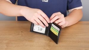 LWP1 MenWallet กระเป๋าสตางค์ผู้ชาย กระเป๋าสตางค์สั้น กระเป๋าตัง กระเป๋าผู้ชาย กระเป๋าหนัง กระเป๋าสตางค์ผช กระเป๋าใส่บัตร กระเป๋าสตางค์