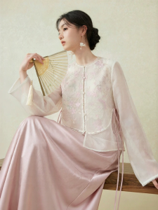 XIANGYING | Embroidered Casual Cheongsam Set Two-Piece