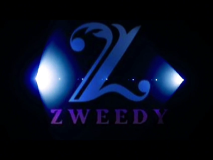 Telekung Dewasa Check Printed Bunga Lycra Material Free Size by Zweedy Mart