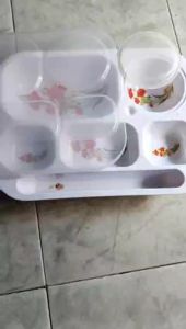 Khay cơm văn phòng KF62 6 ngăn melamine cao cấp size 33 x 26 x 6 cm cao nặng 600 gam  CÓ 2 NẮP có hoa / không hoa