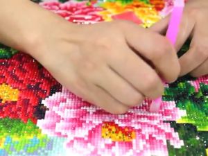 Diamond Painting Glue DIY Painting Glue Clay Wax Colorful Diamond Embroidery Glue Clay Cross Stitch Dotting Glue Sewing Tools Resin Drilling Sticking Mud DIY Diamond Painting Handcraft Dotting Clay DIY Crafts Square Drilling Mud Painting Wax