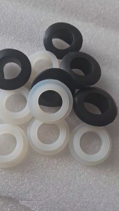 Ron trong ngoài cao su chịu nhiệt phi 25cm thay cho máy năng lượng mặt trời Sơn Hà tại Q.12 TPHCM